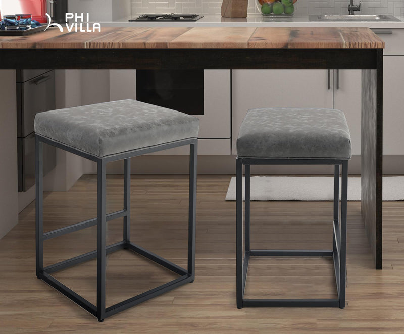 PHI VILLA Quadratischer Barhocker aus PU-Leder mit stabilem Metallgestell