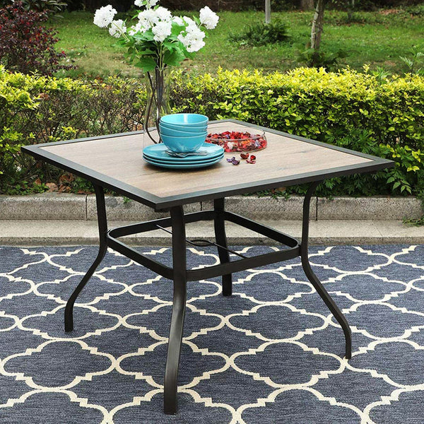 Sophia & William Outdoor-Esstisch mit Schwarzem Rahmen und Schirmloch